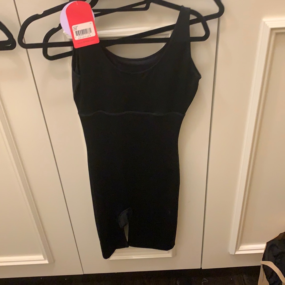 SPANX bodysuit black never worn before slip suit